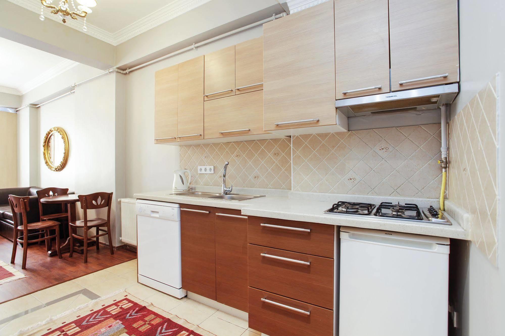 Sheriff Royal Hotel apartamentowy 2*